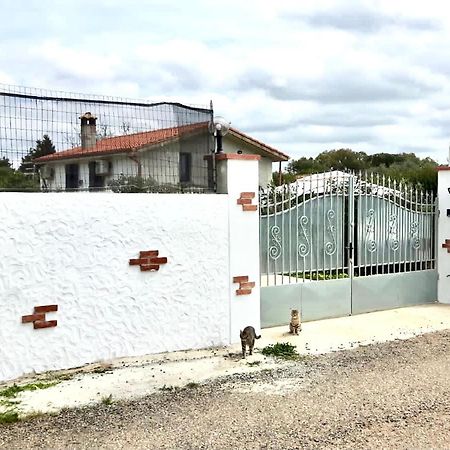 La Maison Blanche Apartment Iglesias Exterior foto